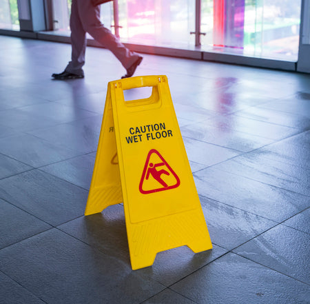 Señalización o Letrero de Advertencia Piso Mojado NS343725 Selecto