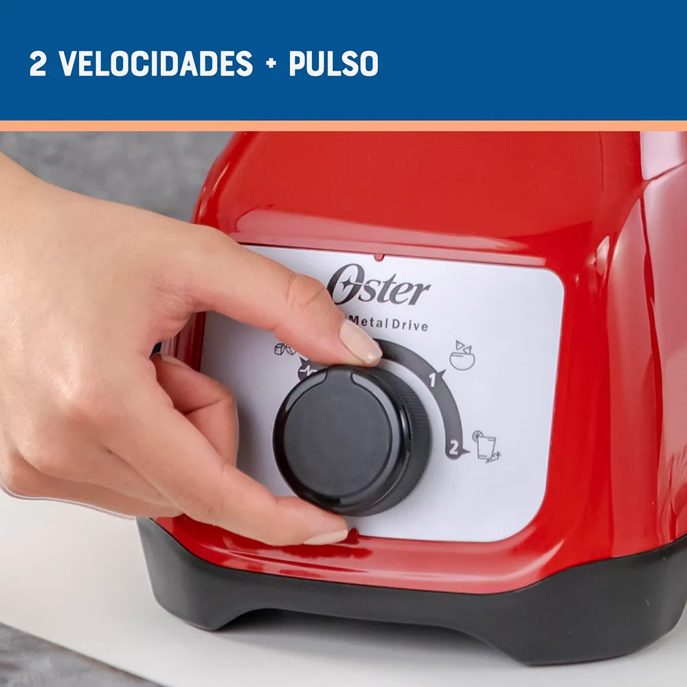 Licuadora Jarra de Vidrio 1.5L 800W 2 velocidades + Pulso Perilla Color Rojo Oster BLSTKAG-RRD