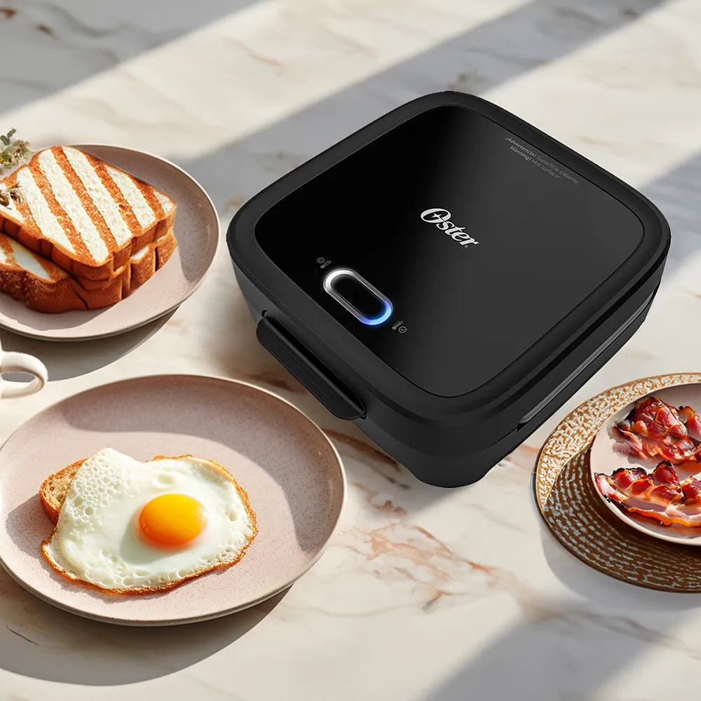 (LLEGANDO 27 DE JULIO) Sandwichera Oster® Compacta de Platos Hondos para 2 Sándwiches – CKSTSM400 | 750W