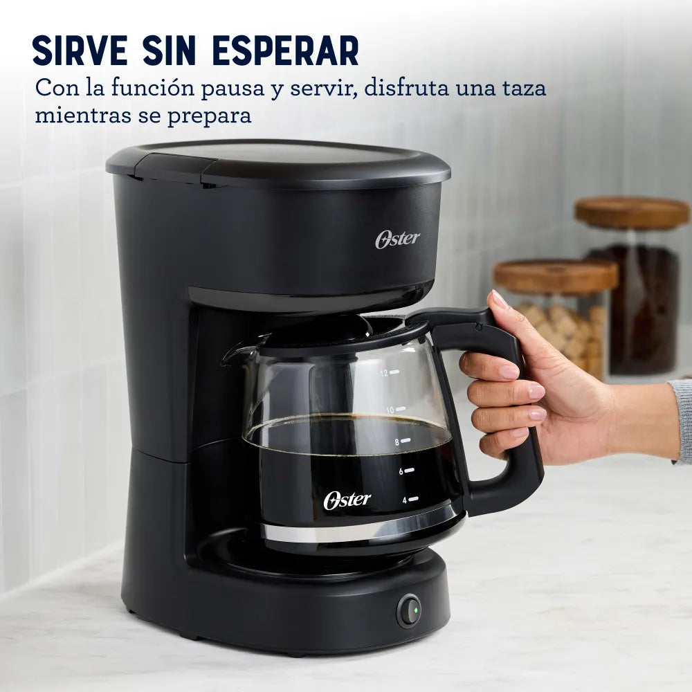 (LLEGANDO 27 DE JULIO) Cafetera Oster® de 12 Tazas con Filtro Reutilizable – BVSTDCS121B | 900W