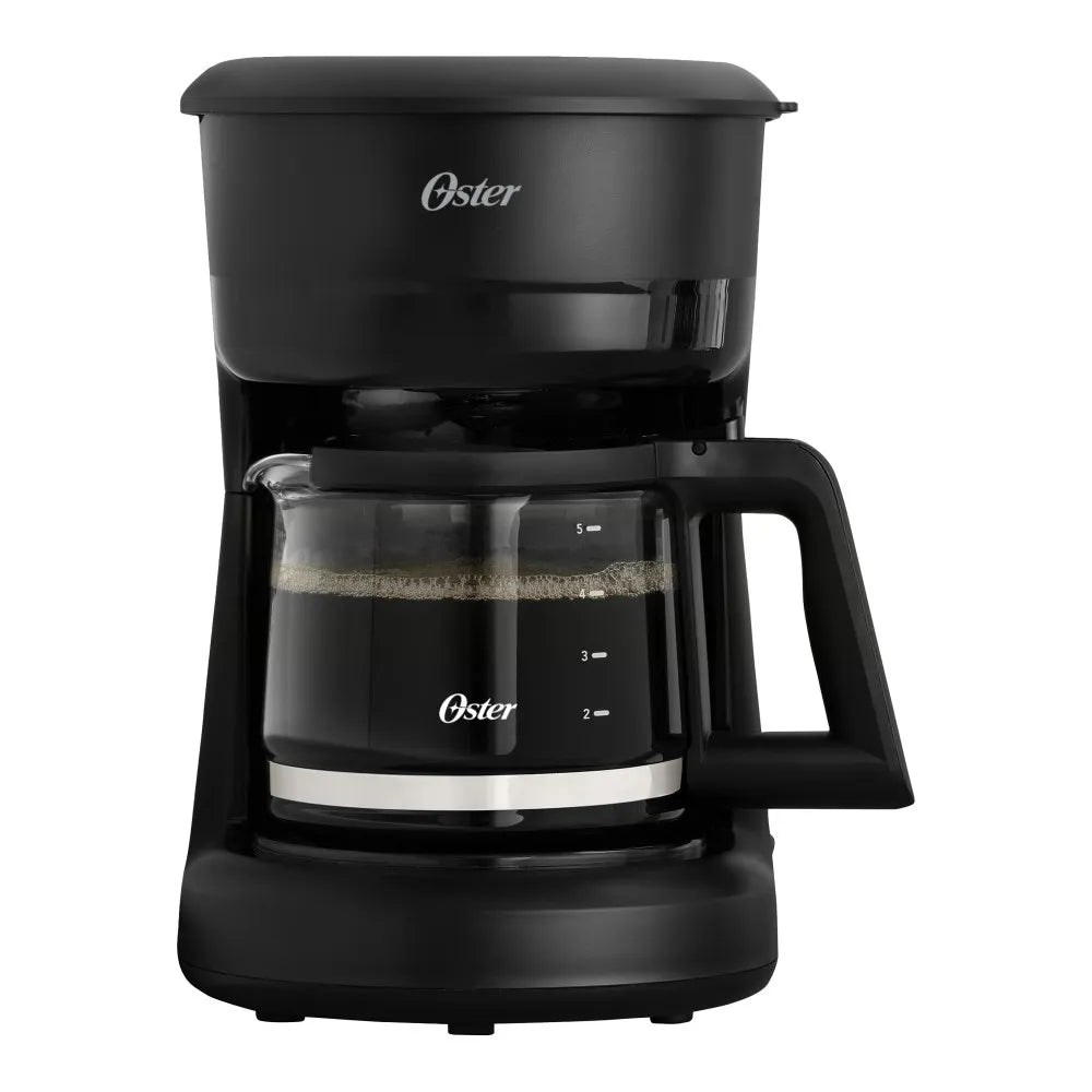 Oster Cafetera, 5 Tazas de Capacidad, con Filtro Reutilizable, Botón con Luz de Encendido y Apagado, Color Negro, BVSTDCS51B