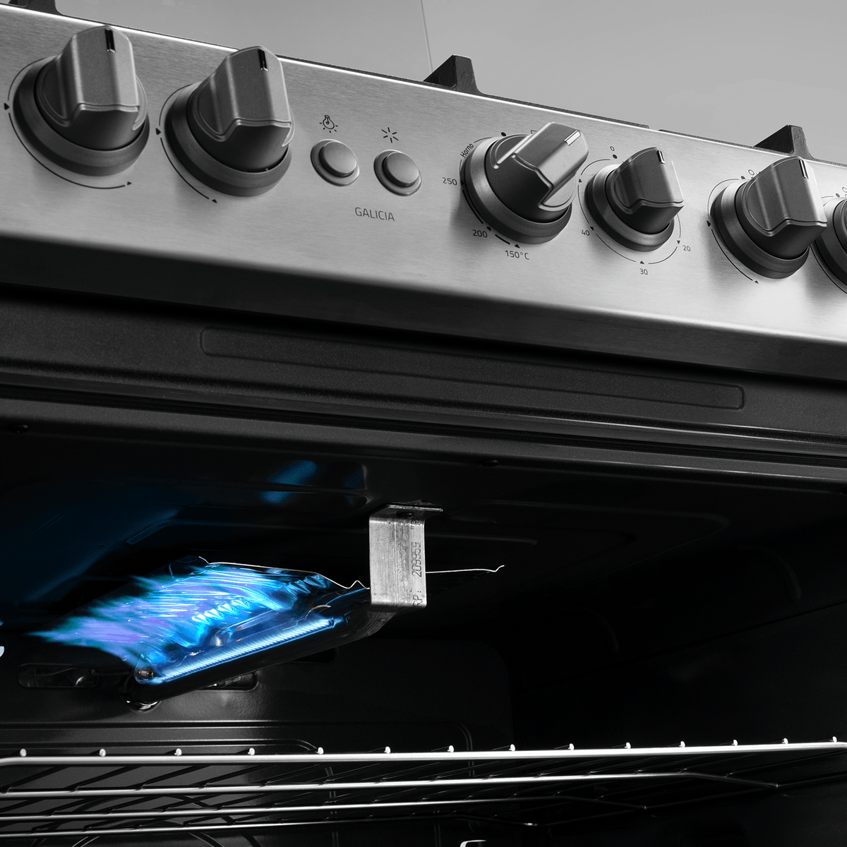 Estufa con Horno a Gas Indurama Galicia Zafiro 30” 6 Quemadores