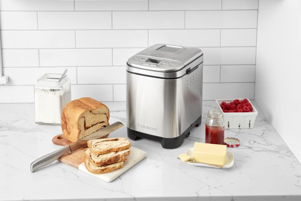 Máquina para Hacer Pan Compacta y Automática hasta 2Lb Cuisinart CBK-110P1 CUISINART