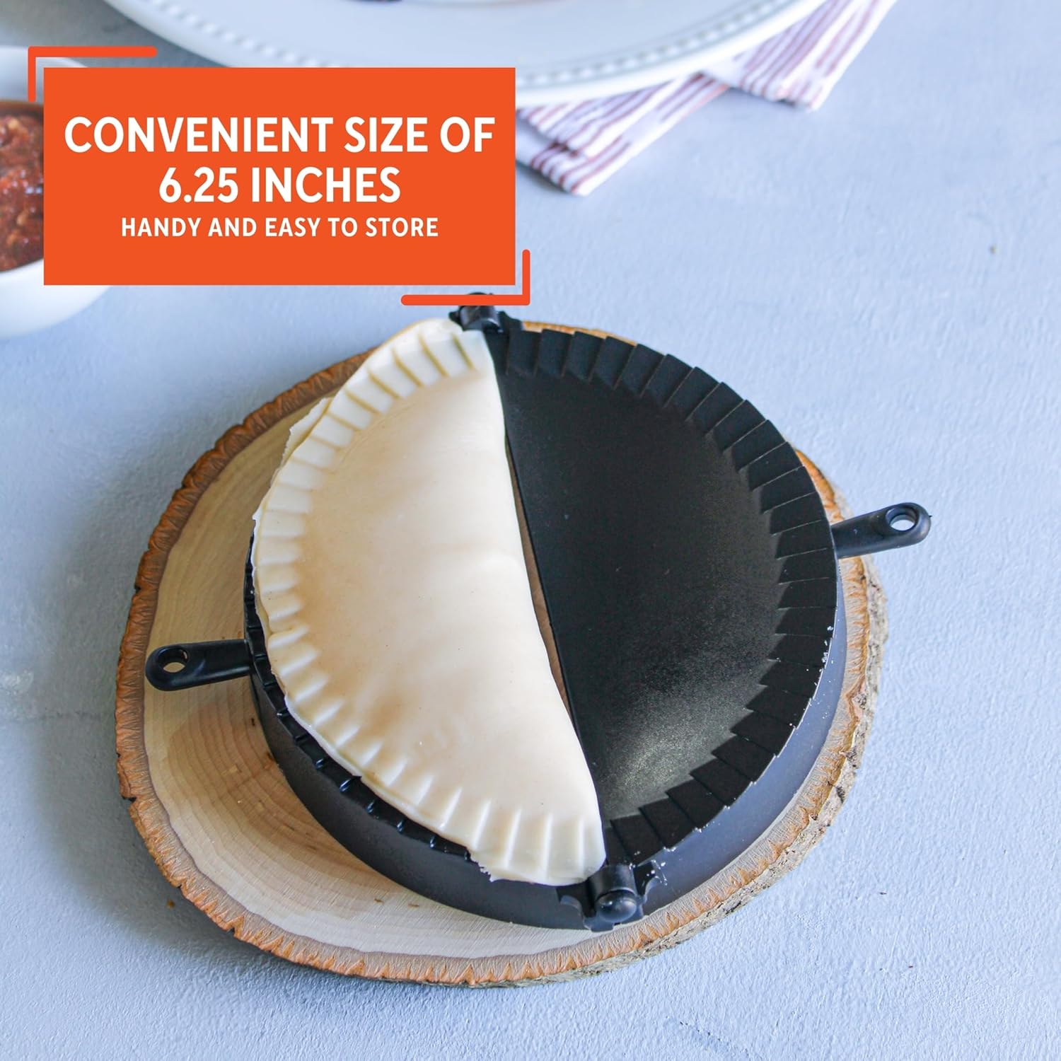 Molde de Empanadas de Plástico 14cm Imusa 61158