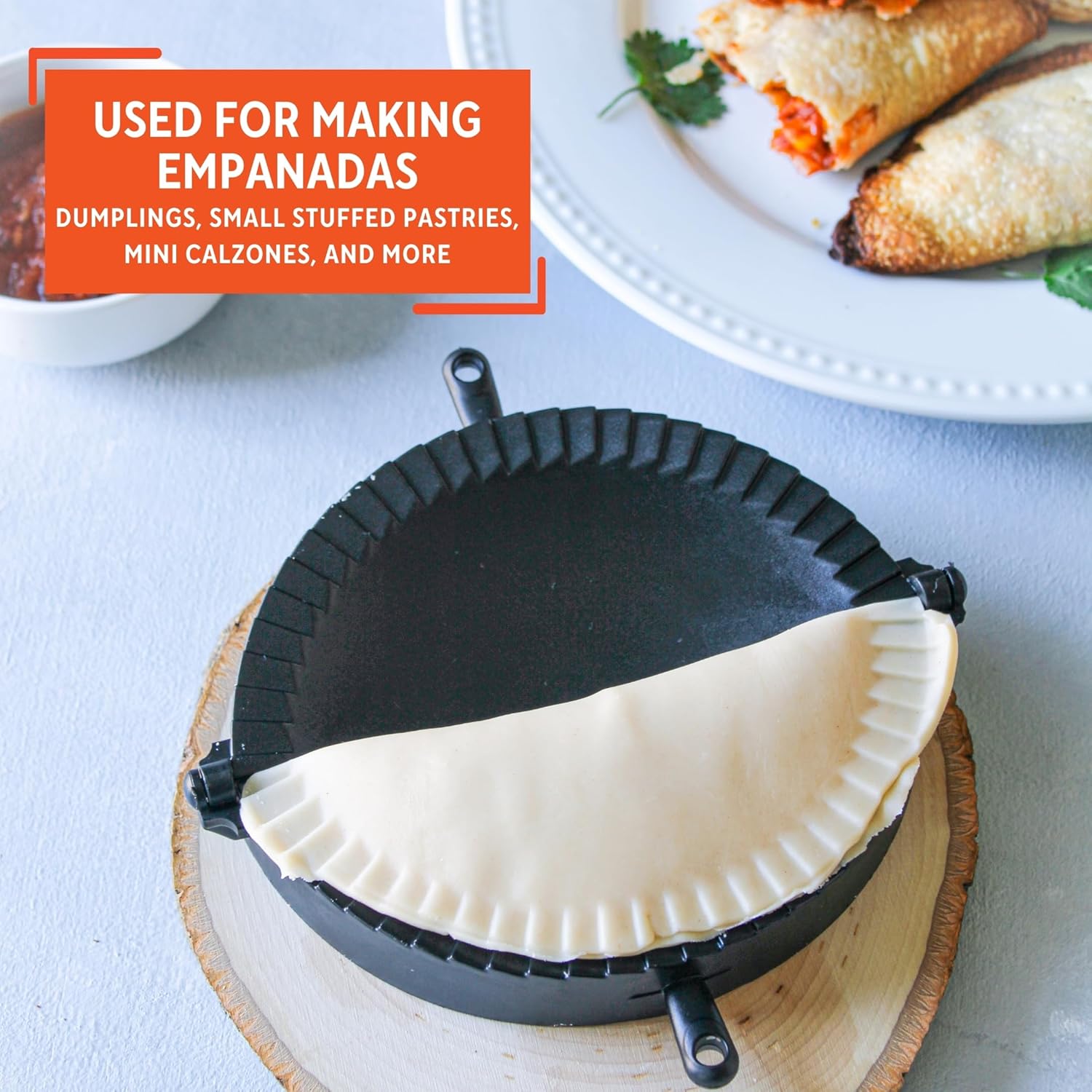 Molde de Empanadas de Plástico 14cm Imusa 61158