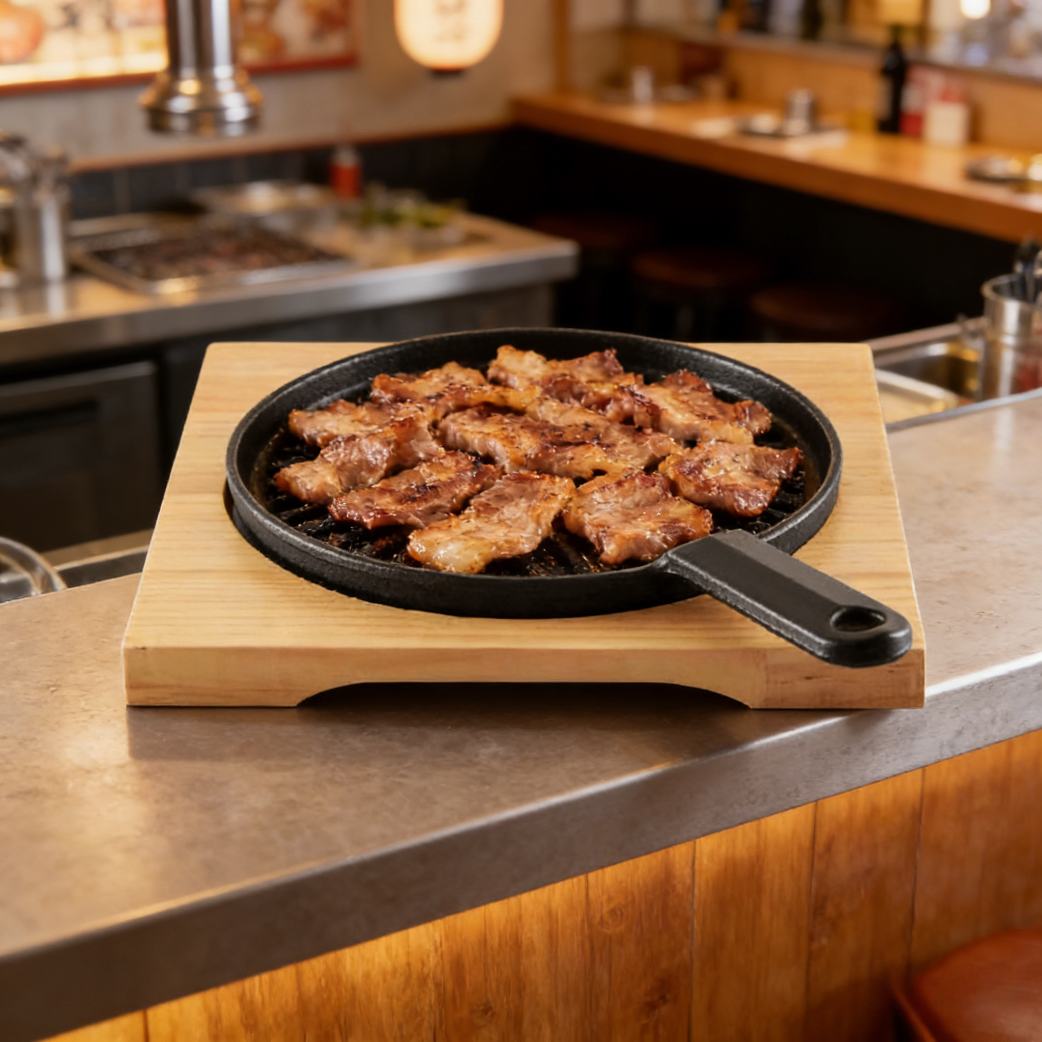(LLEGANDO 27 DE MARZO) Sartén de Hierro Fundido con Bandeja de Madera 21cm 41503