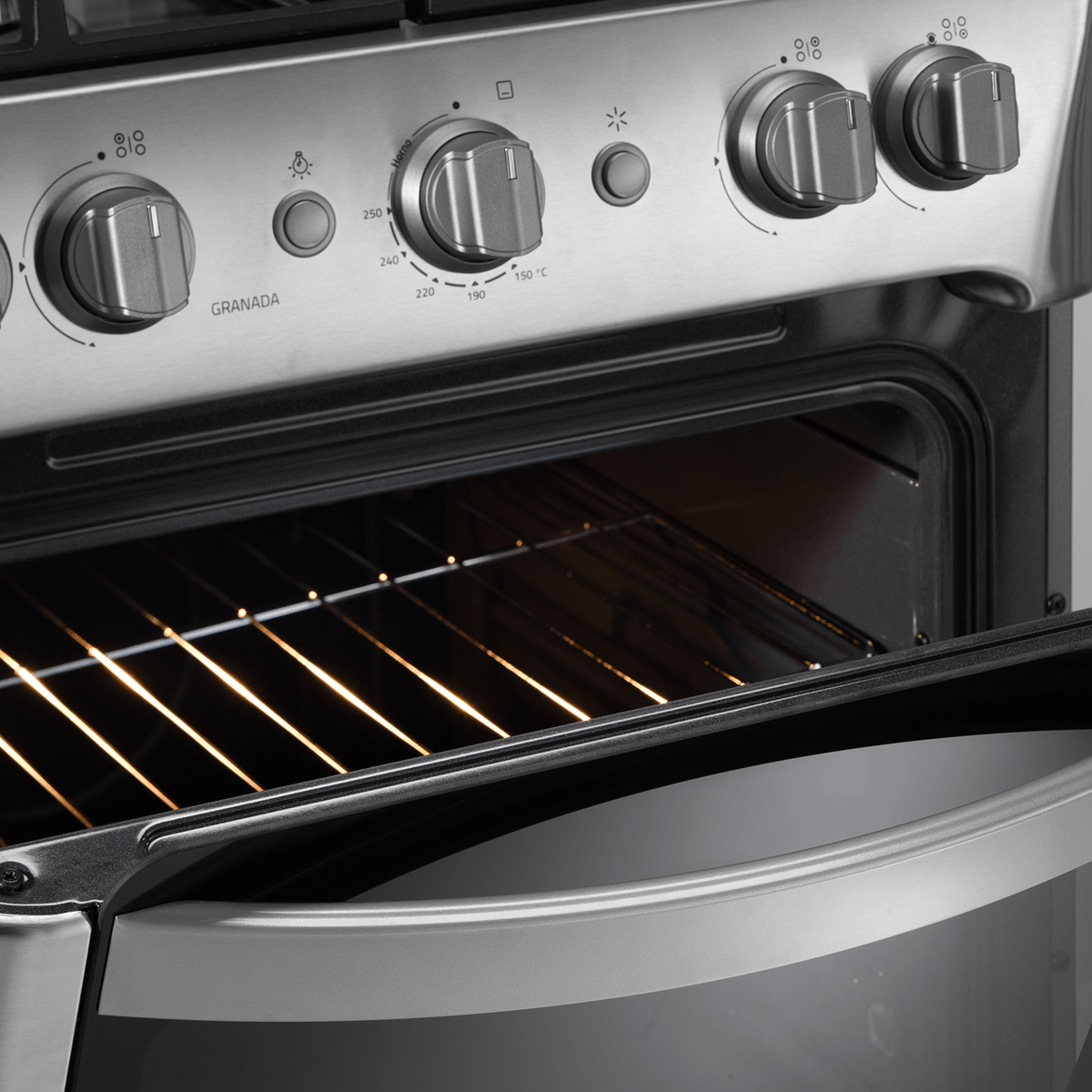 Estufa con Horno a Gas Indurama Granada Zafiro 24” 4 Quemadores – Croma