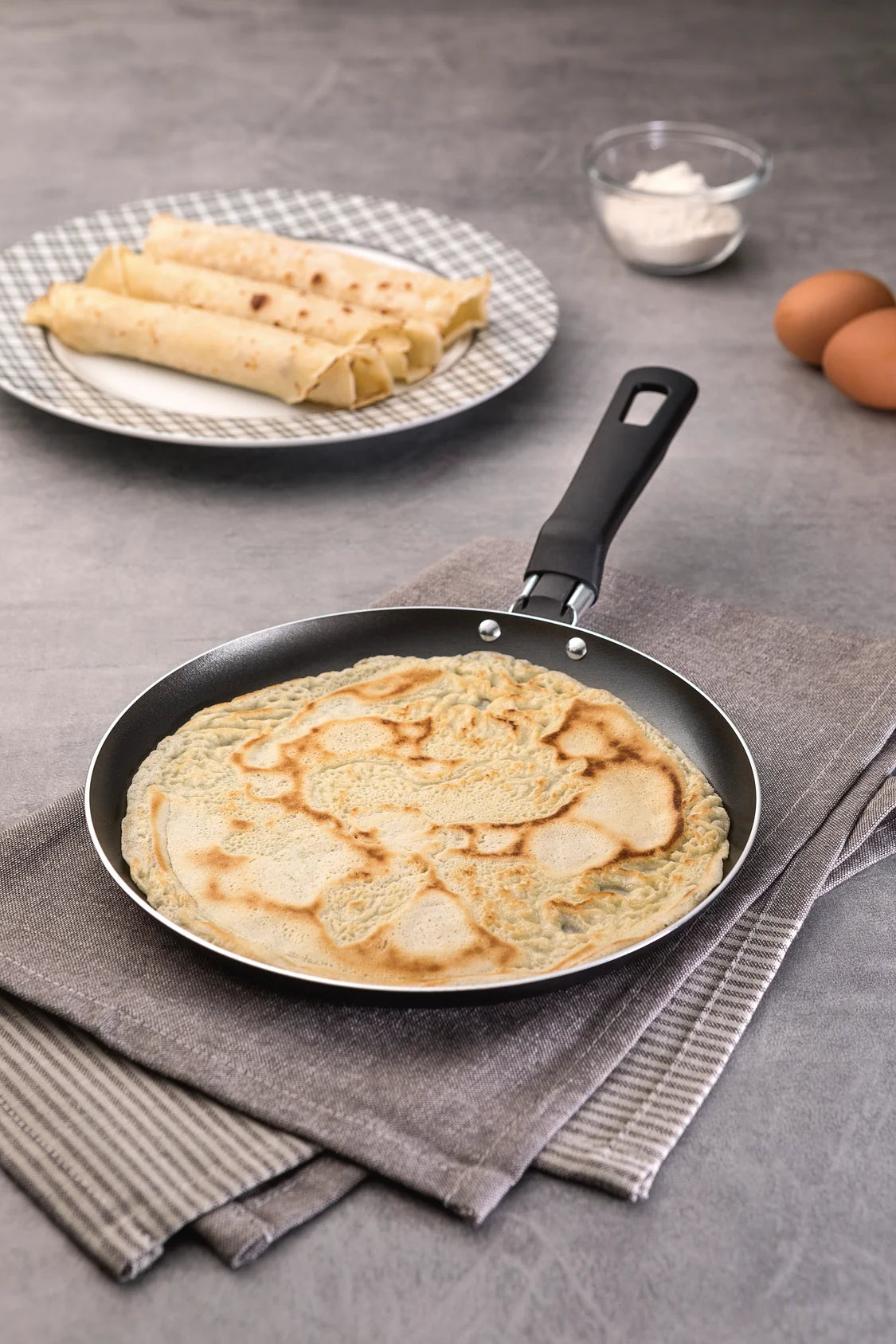 Sartén para pancakes de aluminio Loreto con revestimiento antiadherente Starflon Max de 22cm Tramontina 20389/022