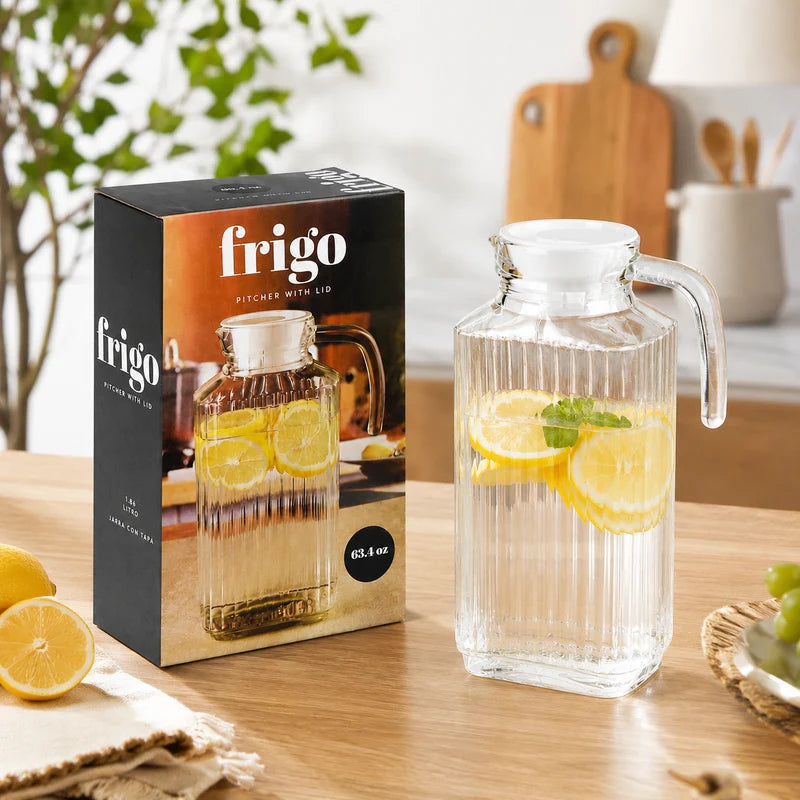 Jarra De Vidrio Transparente Acanalado Con Tapa Plástica Y Asa 63.4 Oz (1.86 L). Ideal Para Agua Y Bebidas TSUV-66550