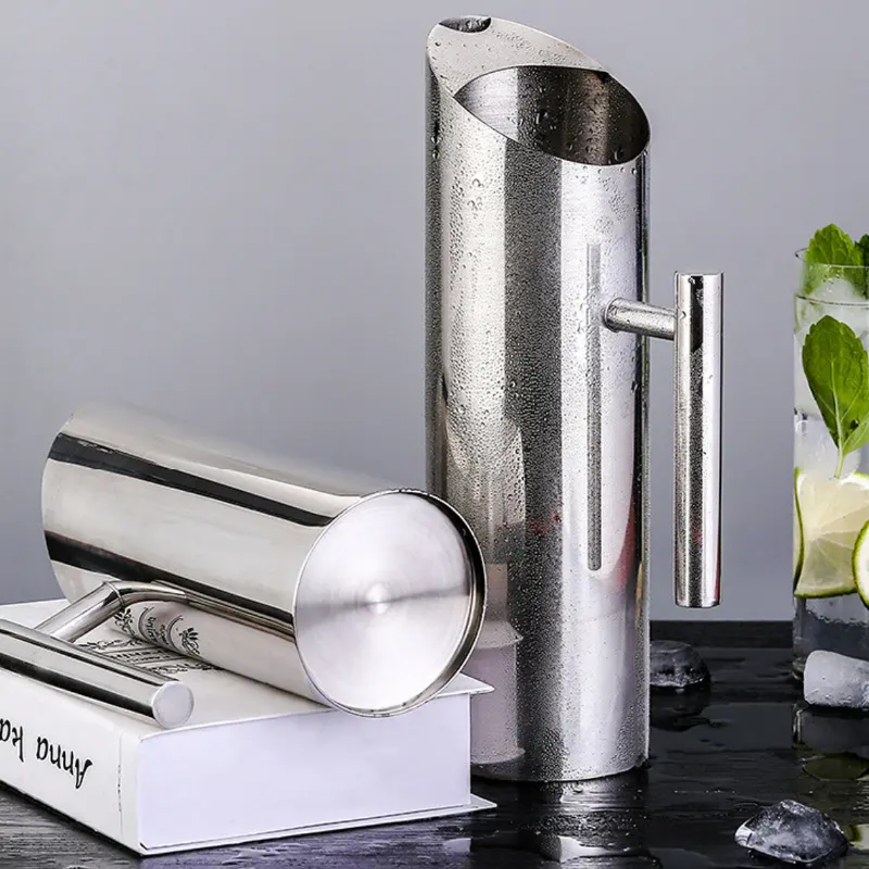 (LLEGANDO 31 DE DIC) Jarra de Agua Hotelera de Acero Inoxidable 1.5L HVB02