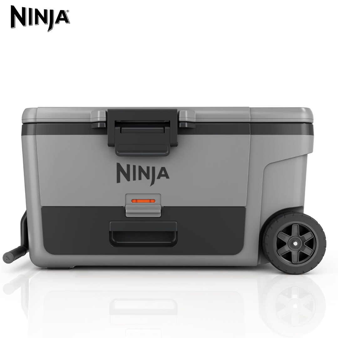 (LLEGANDO 1 DE SEPT) Hielera Cooler con Rueda Ninja FrostVault FB265GY de 65 Qt / 61 Litros con Cold Dry Zone – Gris