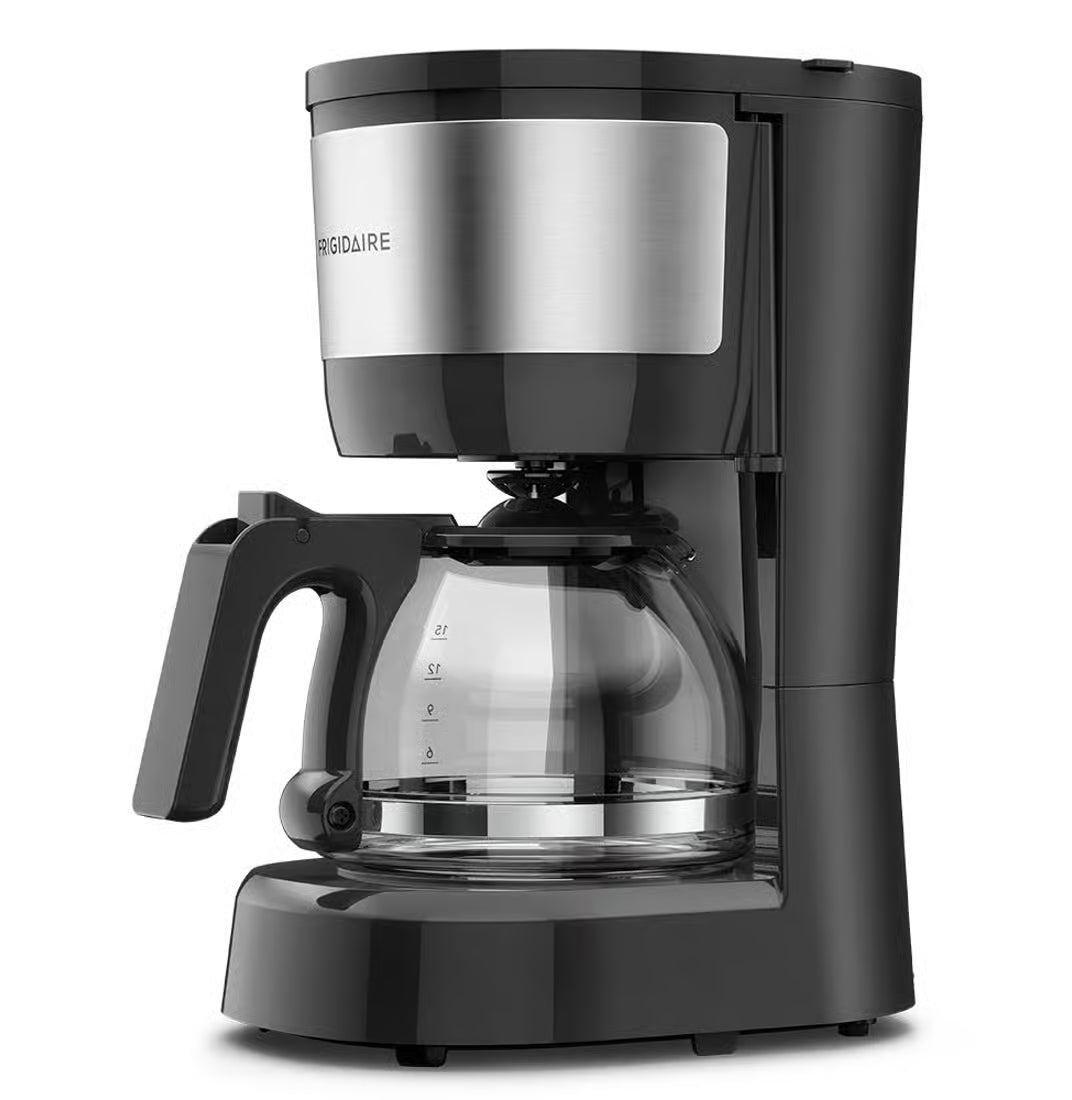 Cafetera Eléctrica Frigidaire 600ml con Jarra de Vidrio 15 Tazas – FCM10